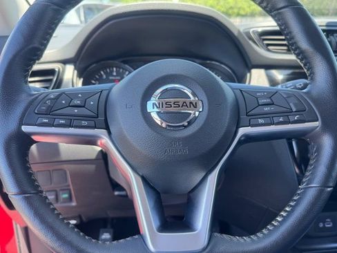 Used 2022 Nissan Rogue Sport SV AWD/4WD image 8