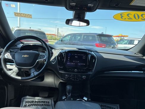 Used 2023 Chevrolet Traverse LT FWD image 24
