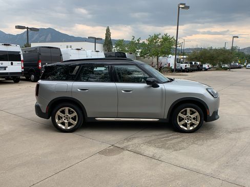 Used 2025 MINI Cooper Countryman S AWD/4WD image 6