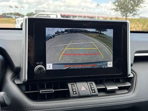 Certified 2023 Toyota RAV4 XLE Premium AWD/4WD image 21