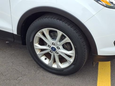Used 2018 Ford Escape SE FWD image 27
