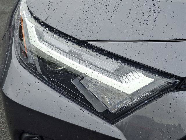 Certified 2025 Toyota RAV4 LE AWD/4WD image 29