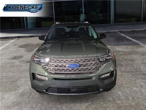 Certified 2023 Ford Explorer XLT w/ Equipment Group 202A image 7