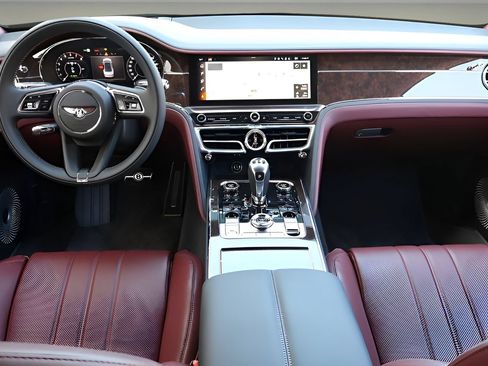 New 2026 Bentley Flying Spur Plug-In Hybrid AWD/4WD image 4