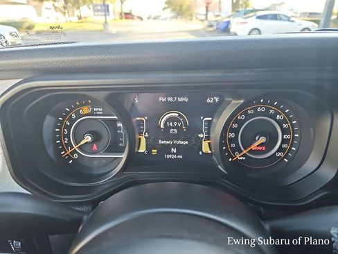 Used 2025 Jeep Wrangler Willys image 16