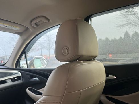 Used 2017 Buick Envision Preferred image 33