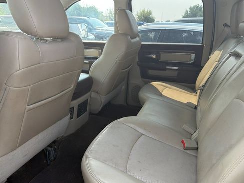 Used 2014 RAM 3500 Laramie w/ Convenience Group AWD/4WD image 4