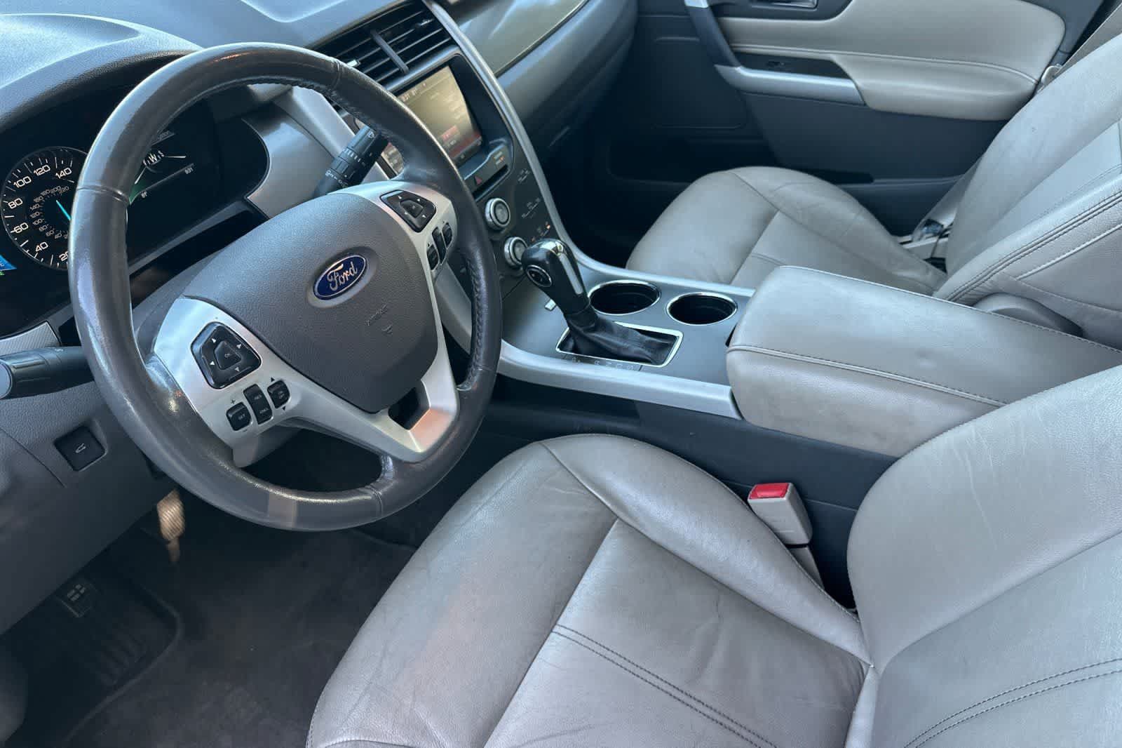 Used 2014 Ford Edge SEL w/ Equipment Group 205A FWD image 14
