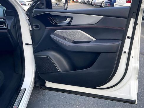 Used 2023 Acura MDX A-Spec image 26