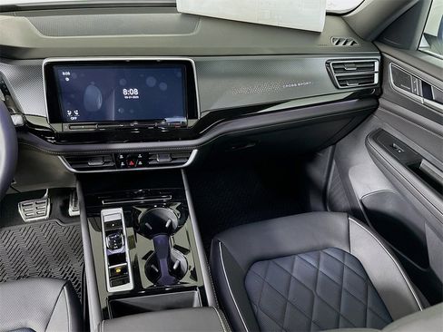 New 2025 Volkswagen Atlas Cross Sport SEL Premium R-Line image 20