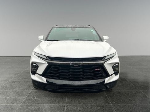 Used 2023 Chevrolet Blazer RS FWD image 2