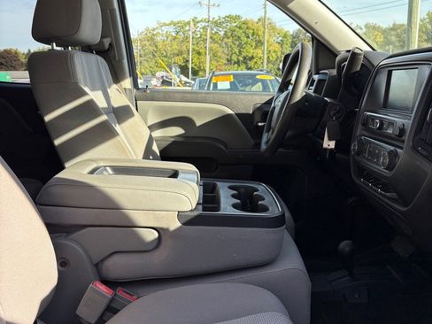 Used 2016 Chevrolet Silverado 1500 Custom w/ Custom Convenience Package image 18