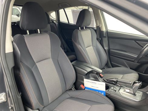 Used 2023 Subaru Crosstrek 2.0i Premium image 21