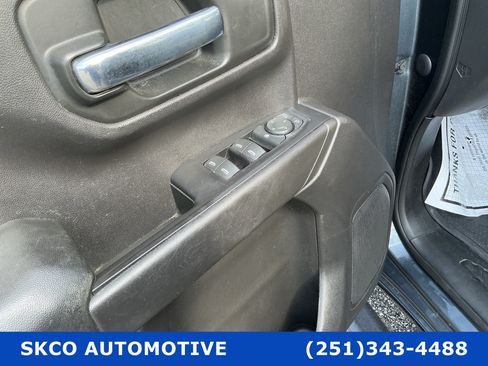 Used 2021 Chevrolet Silverado 1500 Custom RWD image 22