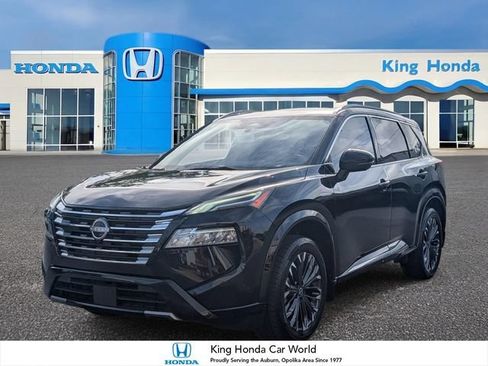 Used 2024 Nissan Rogue Platinum w/ Platinum Premium Package FWD image 1