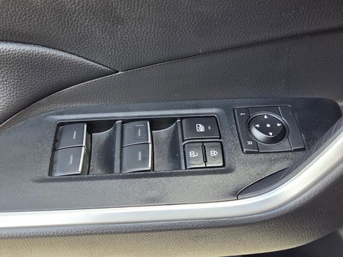 Used 2025 Toyota RAV4 XLE image 13