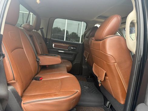 Used 2014 RAM 1500 Laramie Longhorn w/ Convenience Group AWD/4WD image 18