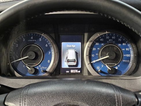 Used 2018 Toyota Sienna Limited image 15