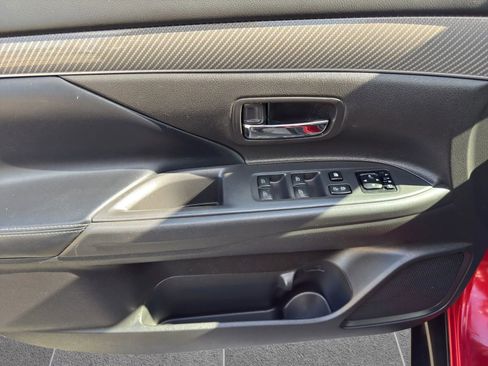 Used 2019 Mitsubishi Outlander SEL image 20