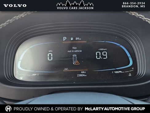 Used 2024 Hyundai Venue SEL image 11