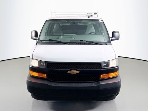 Used 2020 Chevrolet Express 2500 w/ Driver Convenience Package RWD image 2