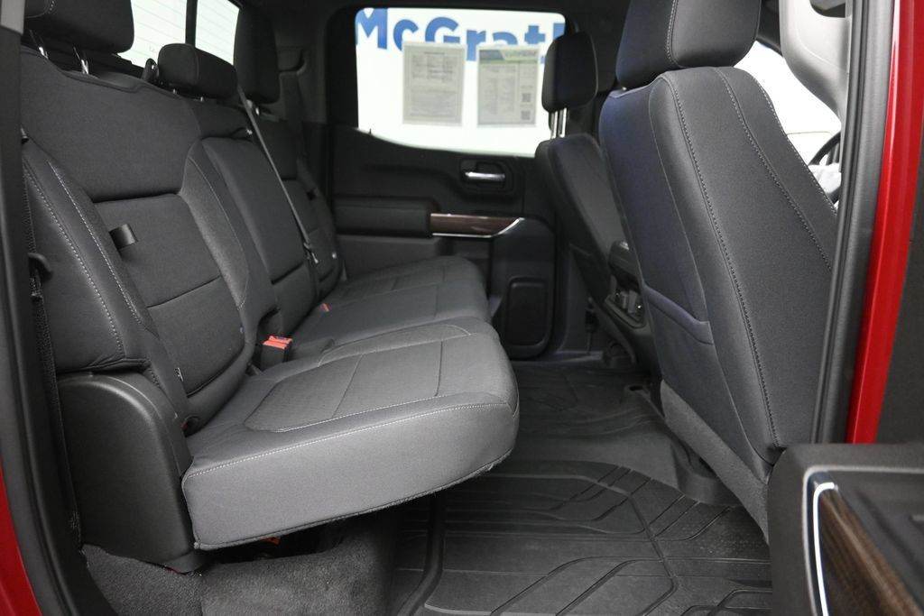 Used 2019 Chevrolet Silverado 1500 RST AWD/4WD image 10