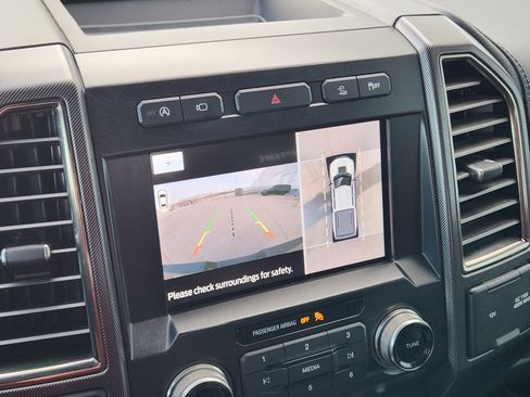 Used 2020 Ford F150 Raptor w/ Equipment Group 802A Luxury image 19