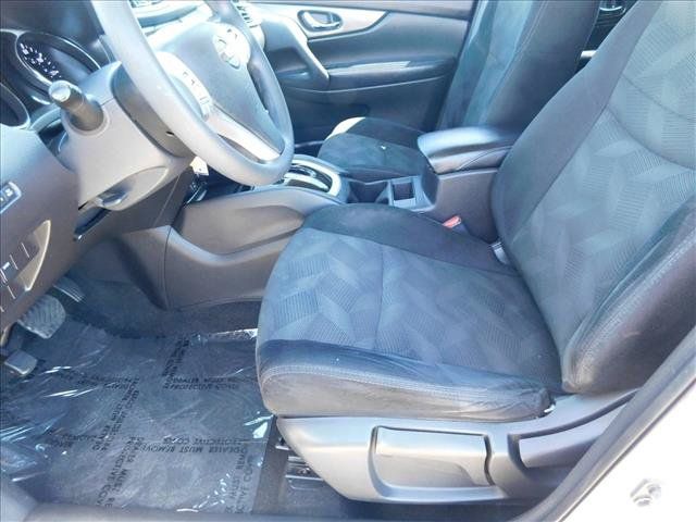 Used 2015 Nissan Rogue S FWD image 22