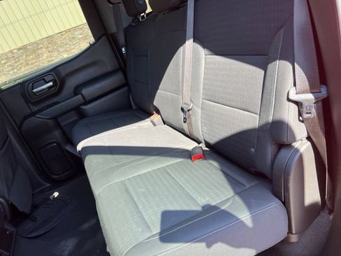 Used 2022 Chevrolet Silverado 1500 Custom AWD/4WD image 14