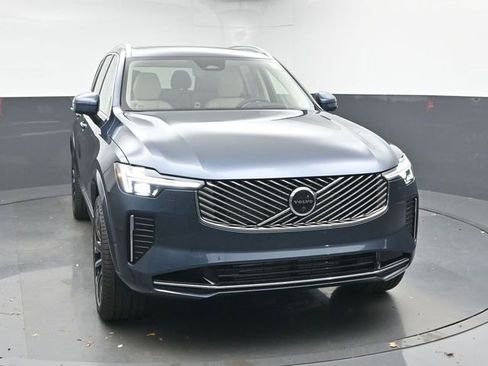 New 2026 Volvo XC90 T8 Ultra w/ Protection Package Premier image 2