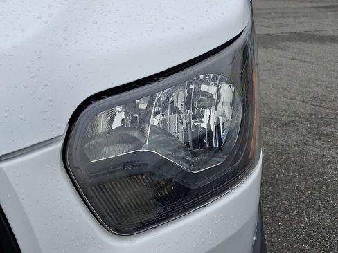 Used 2019 Ford Transit 150 XL RWD image 9