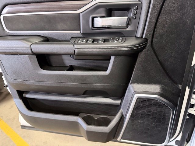Used 2026 RAM 2500 Laramie AWD/4WD image 30