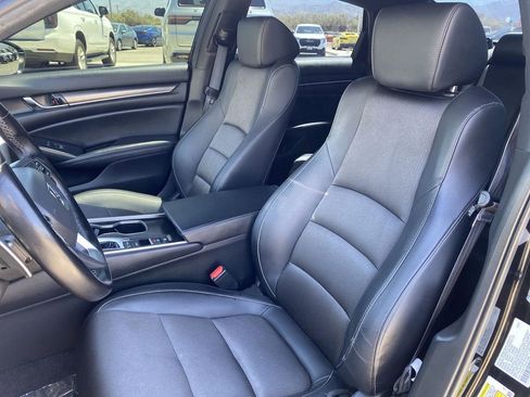 Used 2022 Honda Accord Sport image 18
