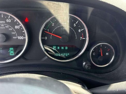 Used 2017 Jeep Wrangler Unlimited Sport w/ Connectivity Group AWD/4WD image 27