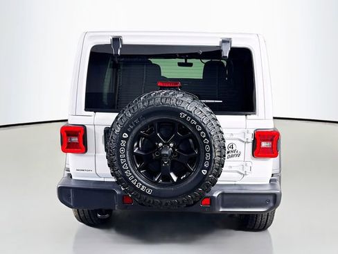 Used 2021 Jeep Wrangler Unlimited Sport AWD/4WD image 9