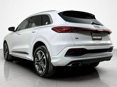 Used 2025 Audi Q5 Premium w/ Convenience Package