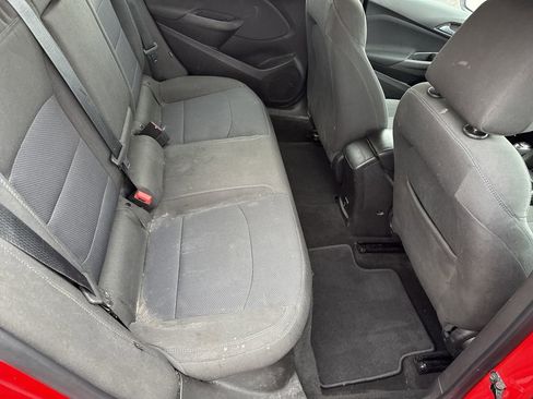 Used 2018 Chevrolet Cruze LT w/ Convenience Package image 13