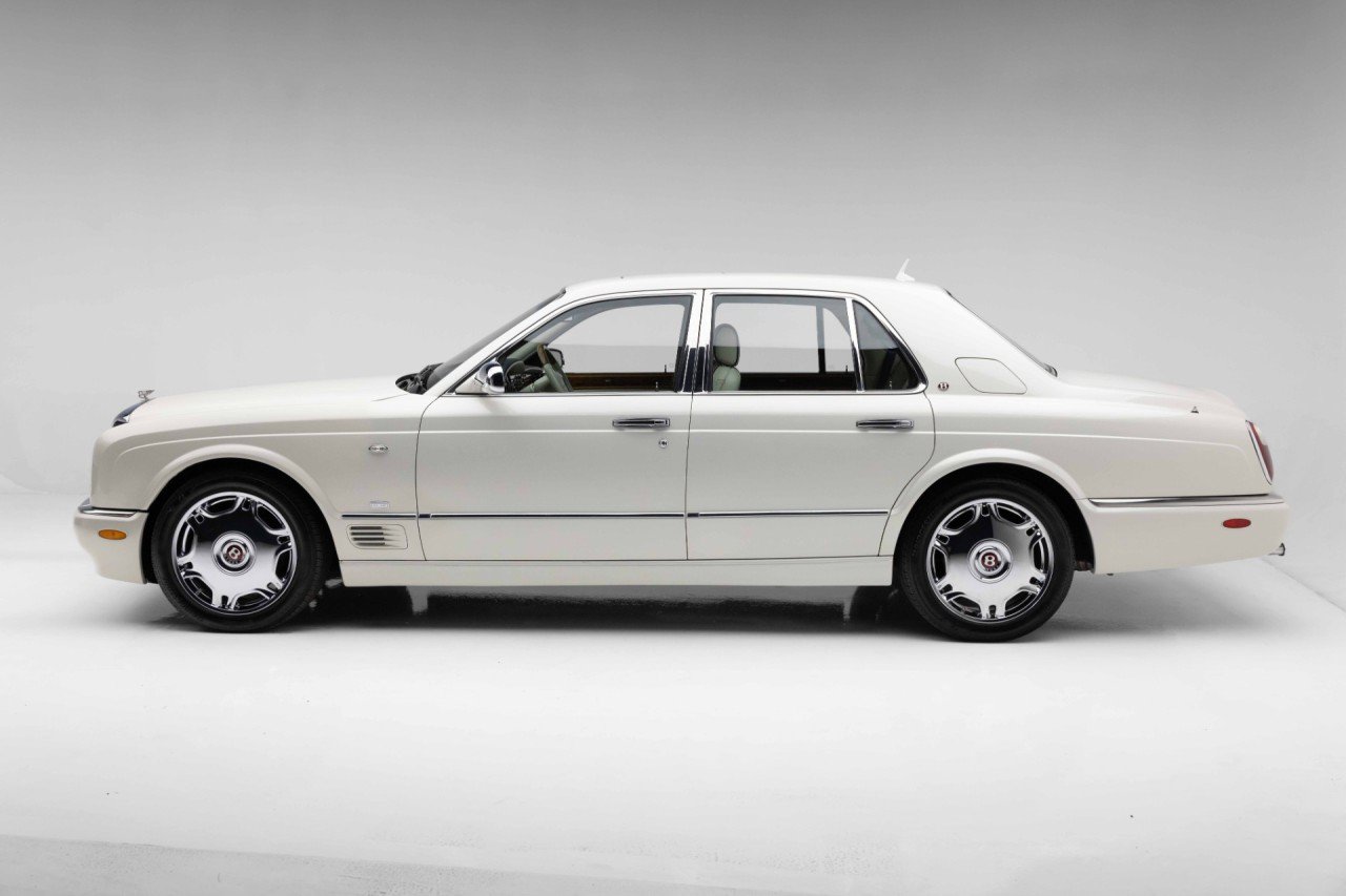Used 2008 Bentley Arnage R RWD image 13