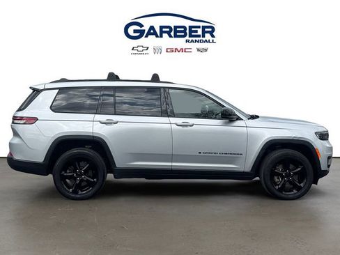 Used 2023 Jeep Grand Cherokee L Laredo AWD/4WD image 6