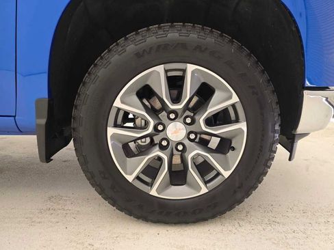 New 2025 Chevrolet Silverado 1500 LT w/ Z71 Off-Road Package image 29