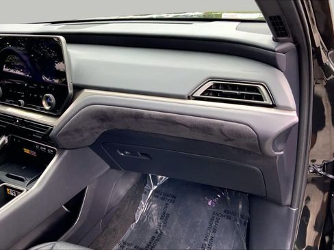 Certified 2025 Lexus TX 500h AWD w/ Technology Package image 19