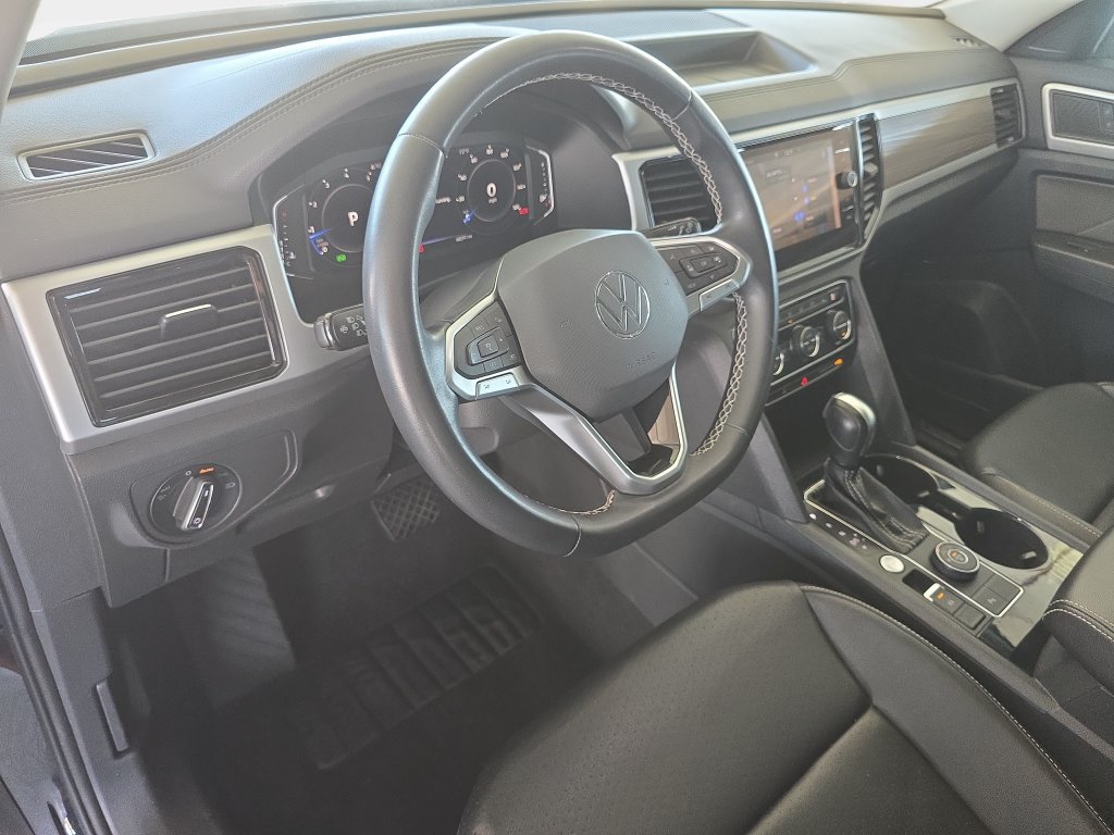 Used 2022 Volkswagen Atlas SEL AWD/4WD image 24