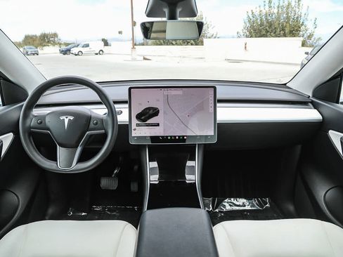 Used 2020 Tesla Model Y Long Range AWD/4WD image 12