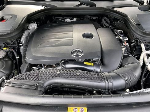 Used 2022 Mercedes-Benz GLC 300 image 30