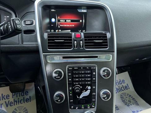 Used 2016 Volvo XC60 T6 Platinum w/ Climate Package FWD image 20