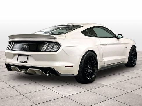 Used 2017 Ford Mustang GT Premium RWD image 11