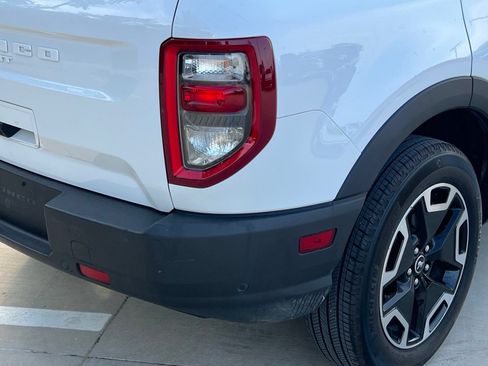 Used 2024 Ford Bronco Sport Outer Banks w/ Tech Package AWD/4WD image 14