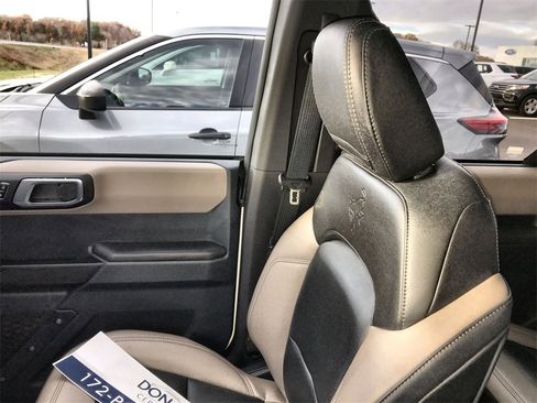 Used 2024 Ford Bronco Big Bend image 23