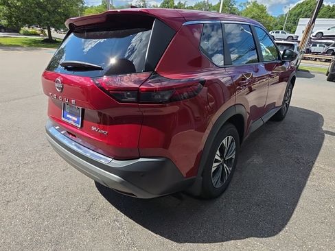 Used 2023 Nissan Rogue SV AWD/4WD image 5
