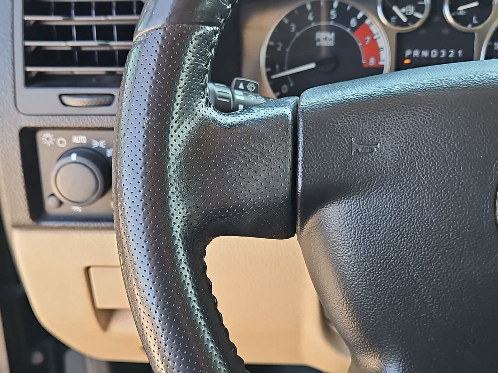Used 2008 HUMMER H3 Luxury AWD/4WD image 24